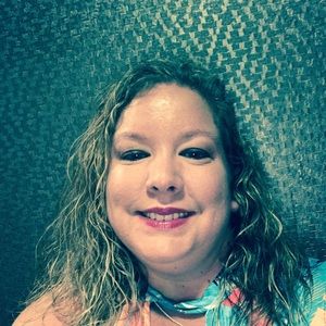 Meet your Posher, Sandy